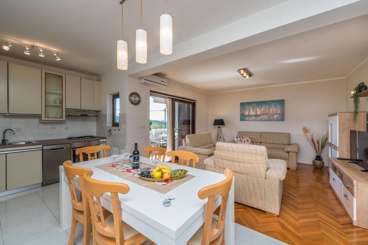 Stedi Apartment Lukoran Dış mekan fotoğraf