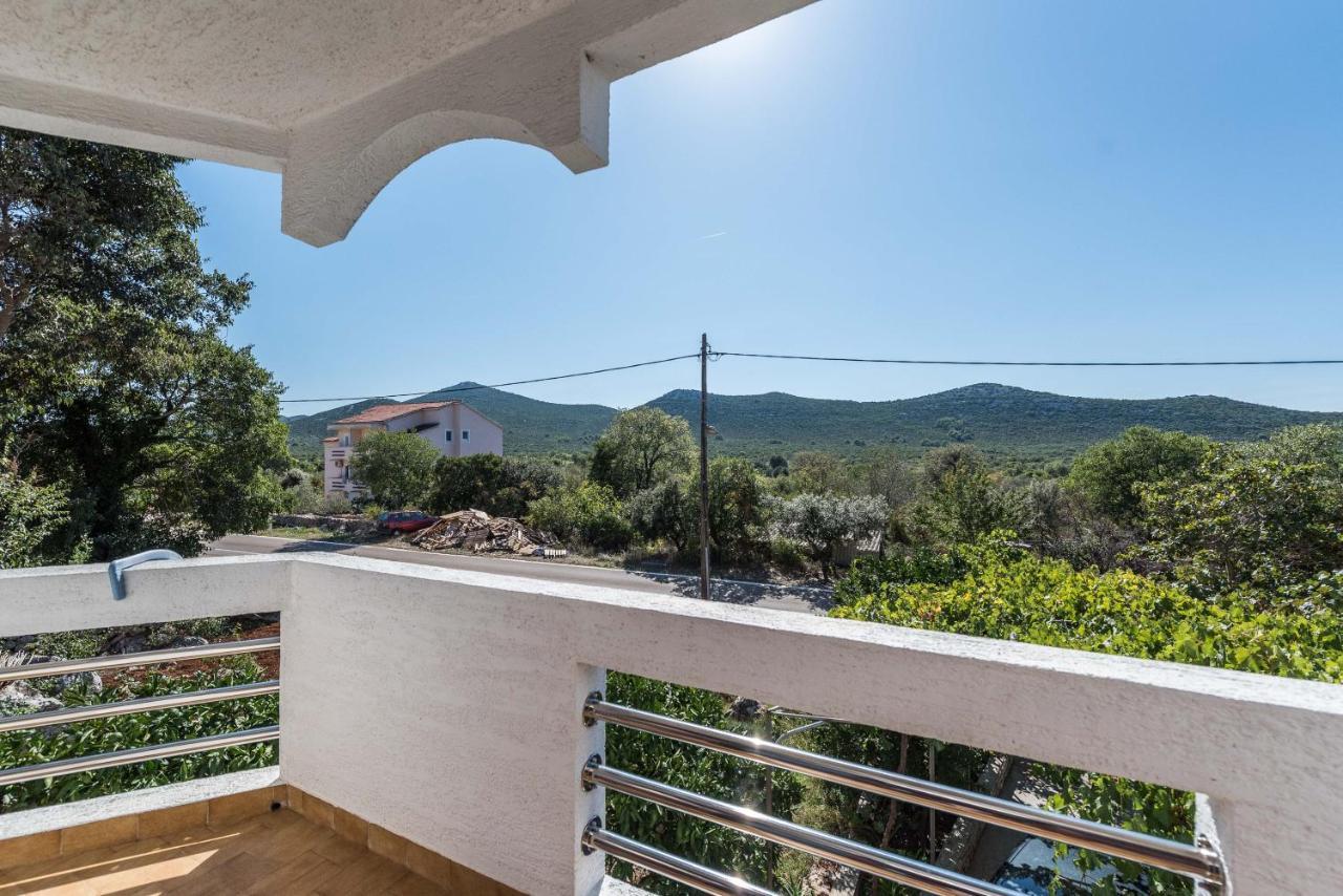 Stedi Apartment Lukoran Dış mekan fotoğraf