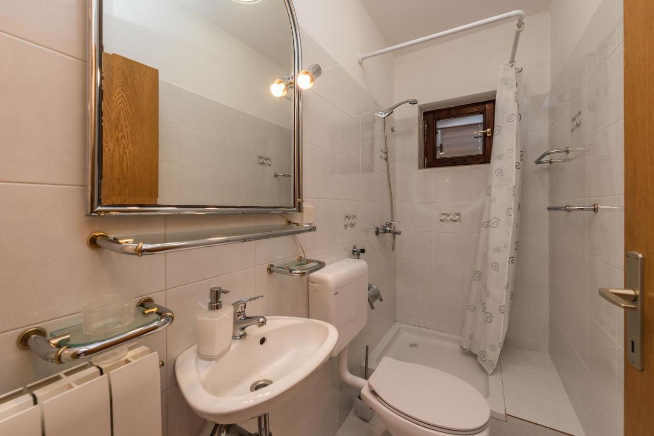 Stedi Apartment Lukoran Dış mekan fotoğraf